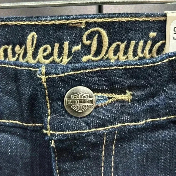 Harley Davidson Midrise boot cut,metallic thread embellished back pockets - Picture 3 of 14